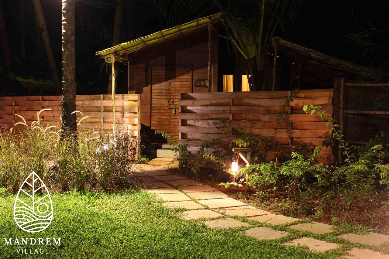 Mandrem Village Resort Exterior foto